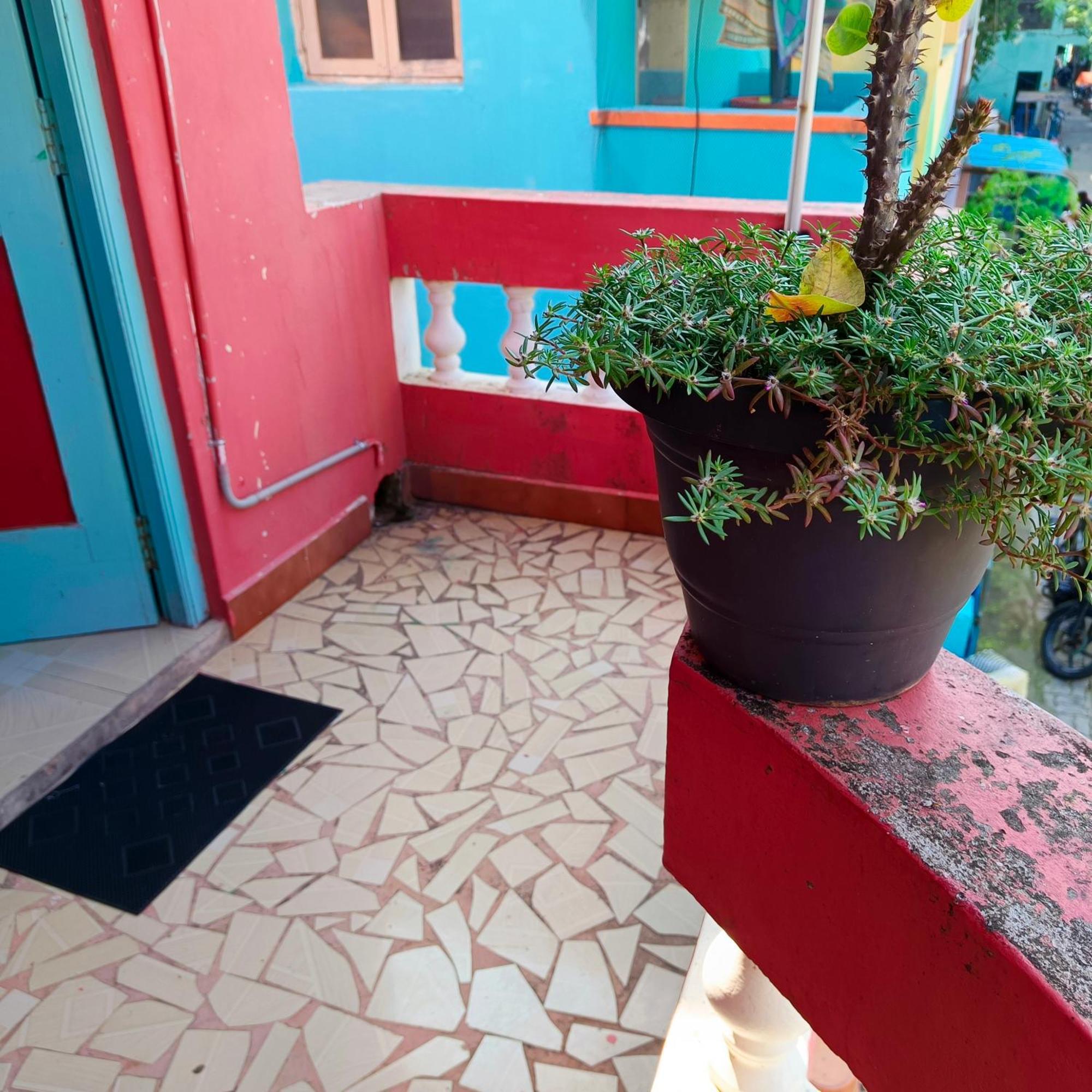 פונדיצ'רי Blue Waves Homestay מראה חיצוני תמונה