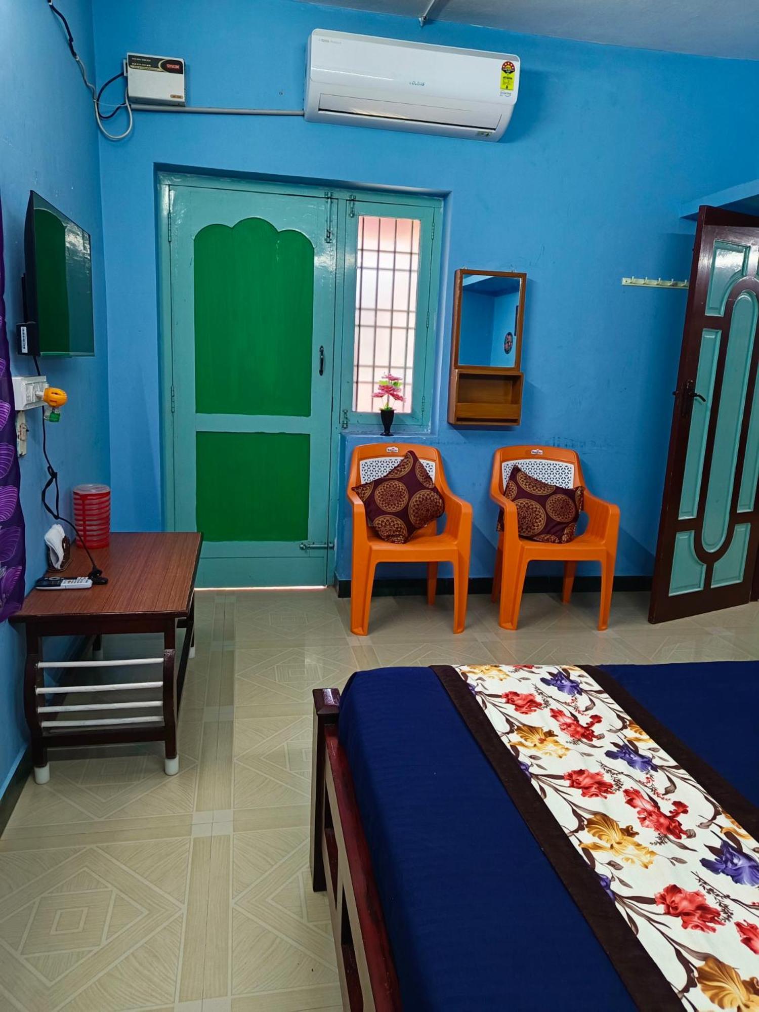 פונדיצ'רי Blue Waves Homestay מראה חיצוני תמונה